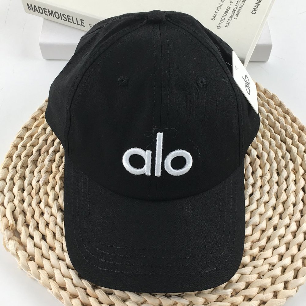 ALO hat black